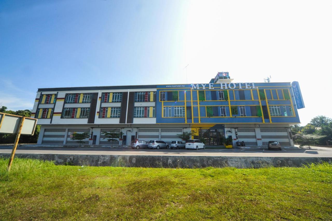 MYe Hotel Muar Buitenkant foto